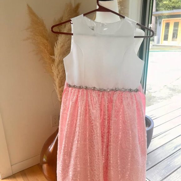 Couture princess dress sz 8 years - Picture 6 of 9